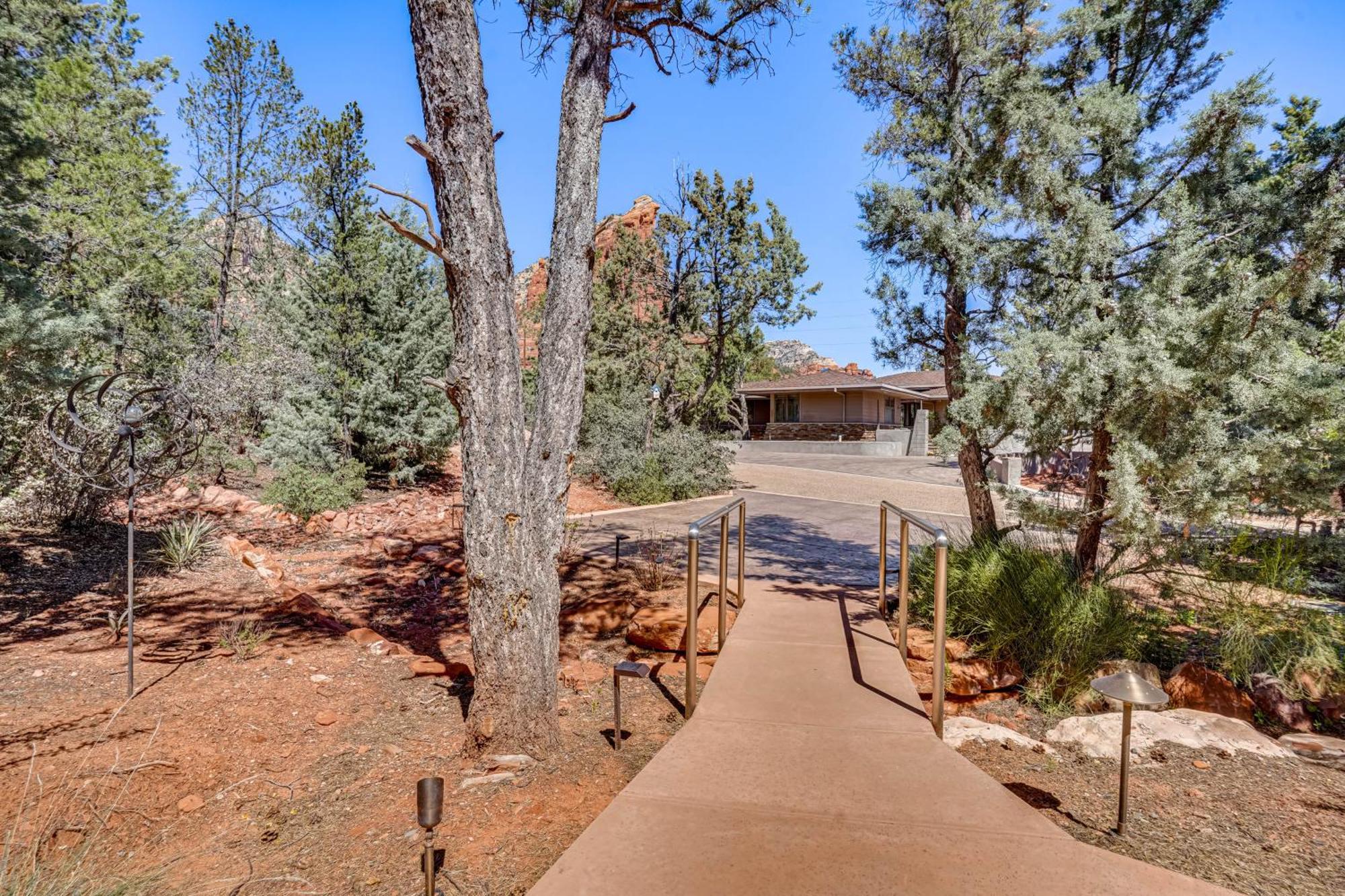Апартаменты Sedona Couples Retreat With Patio Walk To Trails! Экстерьер фото